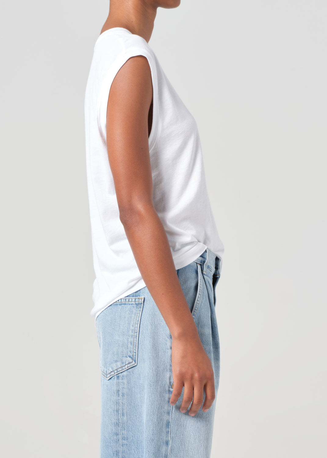 Raya Muscle Tee in White